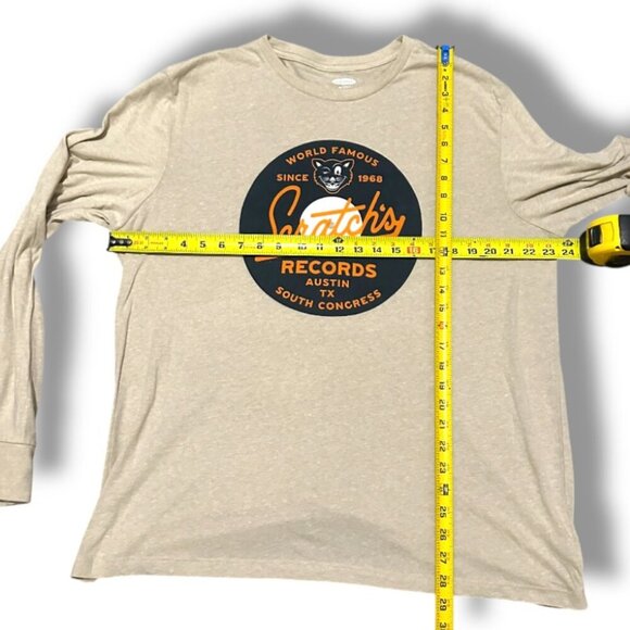 Old Navy Scratch’s Records Tan Long Sleeve Top Men’s Size XL NWOT Austin Texas - Picture 14 of 15